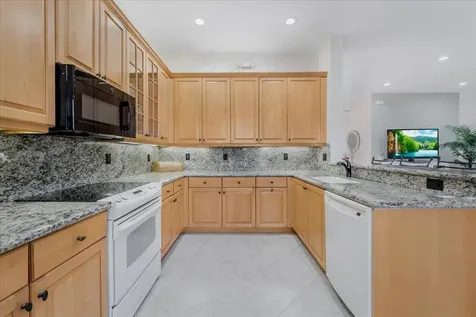 10599 Silverton Lane Boynton Beach FL 33437