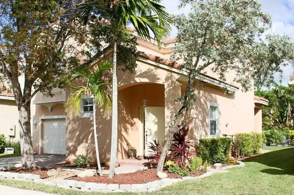 12633 NW 7th Court Coral Springs FL 33071