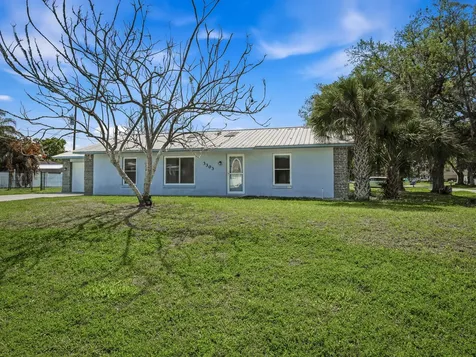 3303 Orange Tree Drive Edgewater FL 32141