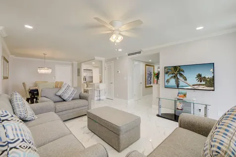 305 N Pompano Beach Boulevard Pompano Beach FL 33062