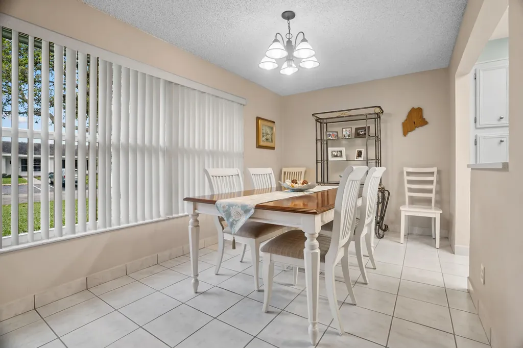 8713 NW 10th Street Plantation FL 33322
