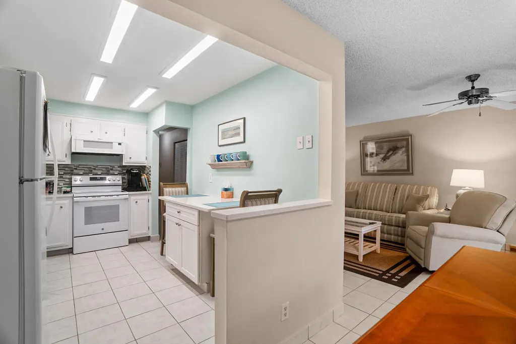 8713 NW 10th Street Plantation FL 33322