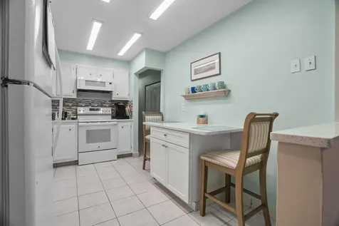 8713 NW 10th Street Plantation FL 33322
