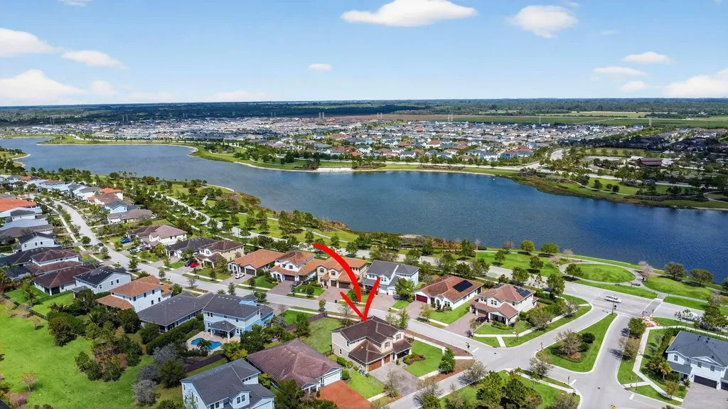 19535 Split Rail Run Loxahatchee FL 33470
