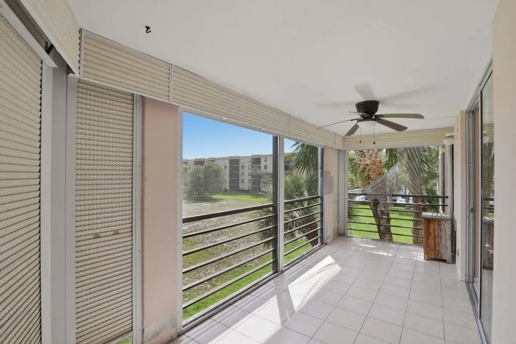 5340 NW 2nd Avenue Boca Raton FL 33487
