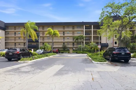 5340 NW 2nd Avenue Boca Raton FL 33487