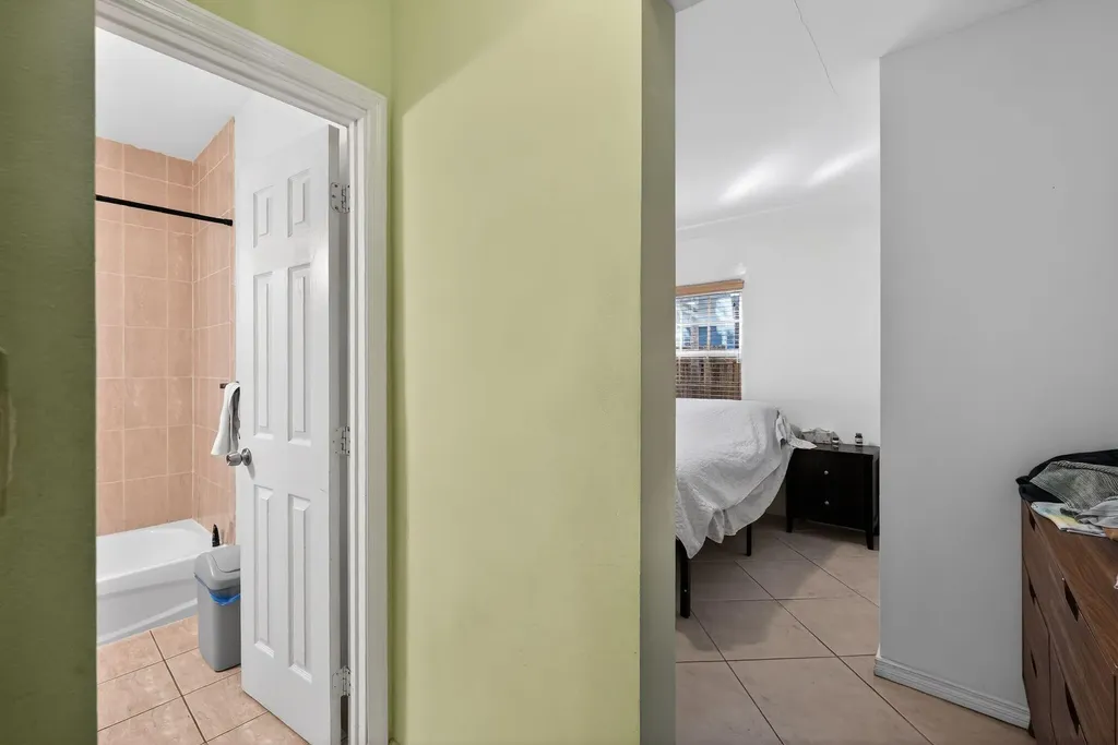 2131 Biarritz Drive Miami Beach FL 33141
