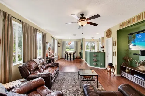 3167 Laurel Ridge Circle Riviera Beach FL 33404
