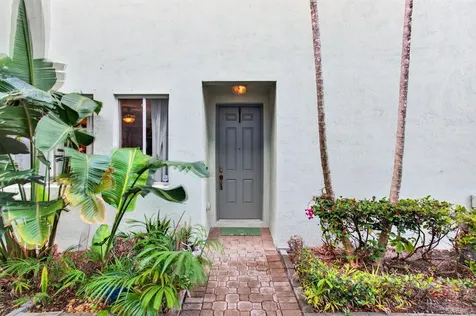 3167 Laurel Ridge Circle Riviera Beach FL 33404