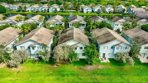 3167 Laurel Ridge Circle Riviera Beach FL 33404