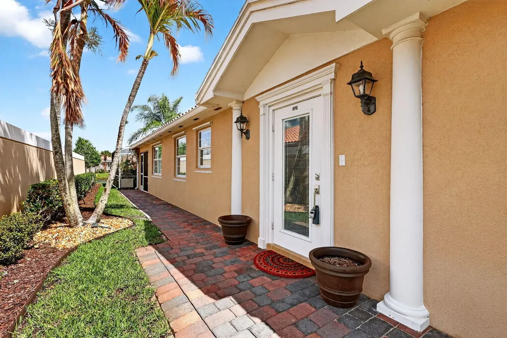 11476 SW Pembroke Drive Port St Lucie FL 34987