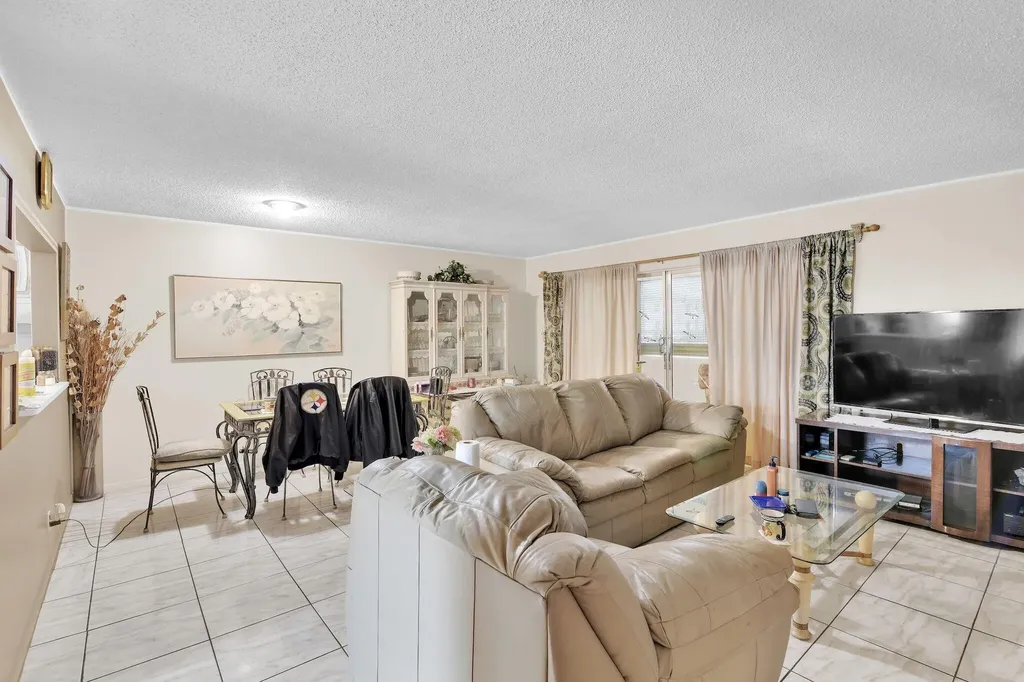 711 Lori Drive Palm Springs FL 33461