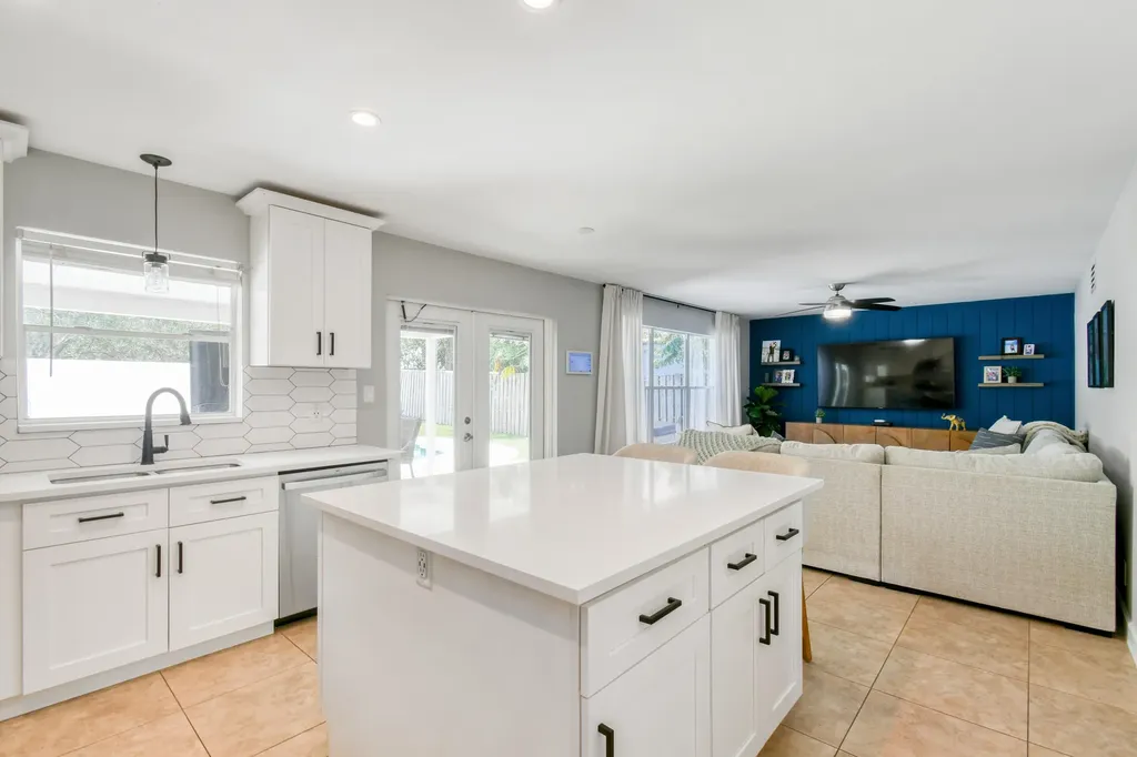141 St Michaels Court Jupiter FL 33458