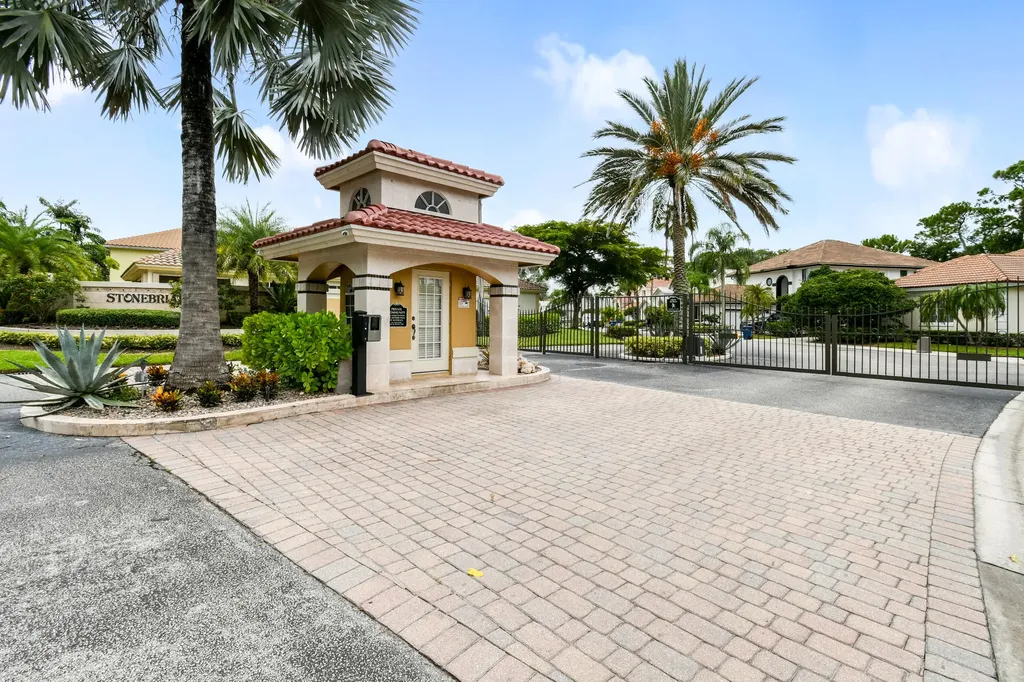 141 St Michaels Court Jupiter FL 33458