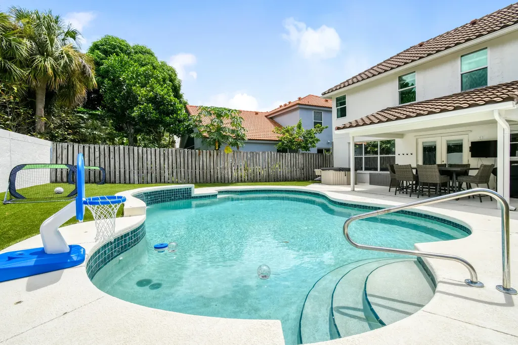 141 St Michaels Court Jupiter FL 33458