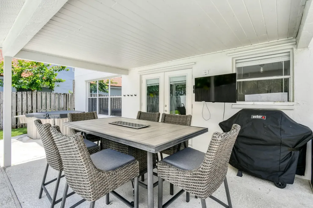141 St Michaels Court Jupiter FL 33458