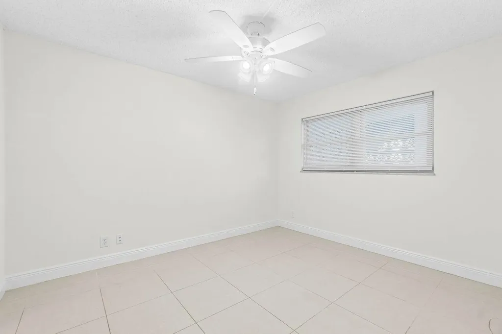 2010 S Federal Highway Boynton Beach FL 33435