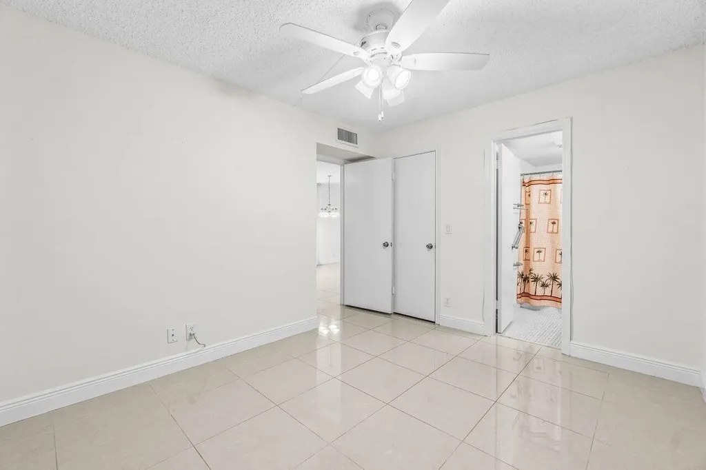 2010 S Federal Highway Boynton Beach FL 33435