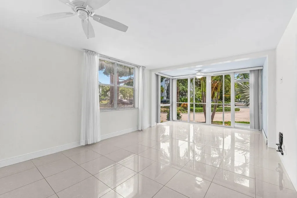 2010 S Federal Highway Boynton Beach FL 33435
