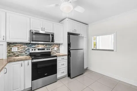 2010 S Federal Highway Boynton Beach FL 33435