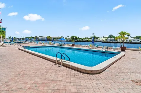 2010 S Federal Highway Boynton Beach FL 33435