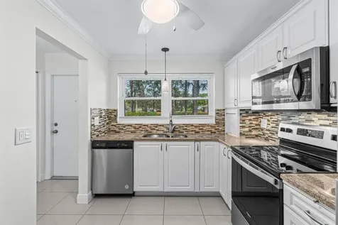 2010 S Federal Highway Boynton Beach FL 33435