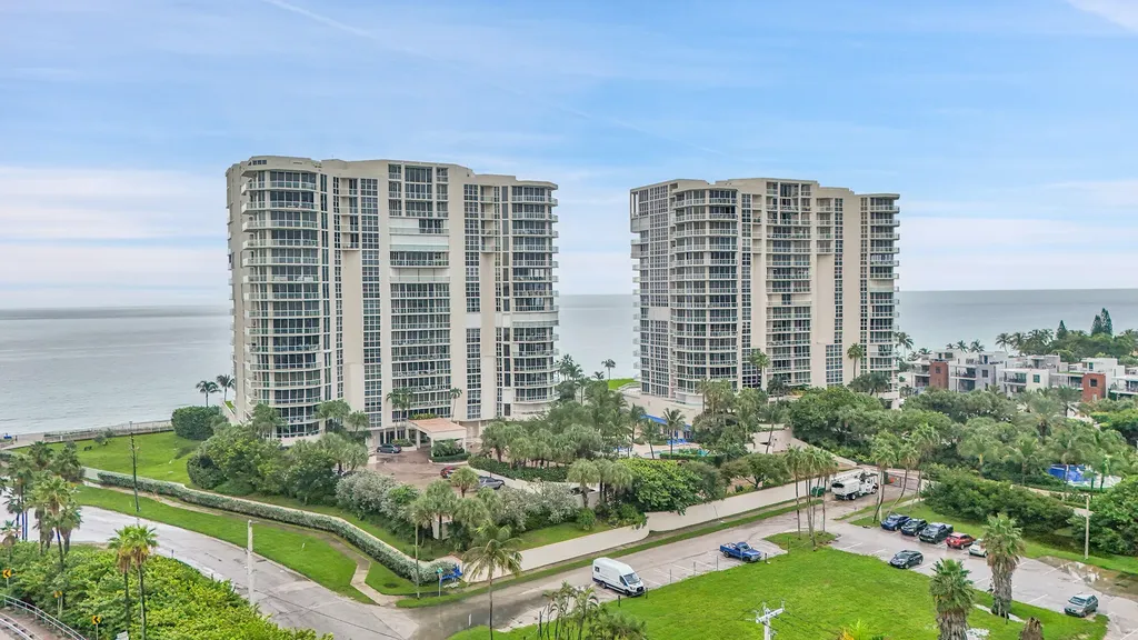 6051 N Ocean Drive Hollywood FL 33019