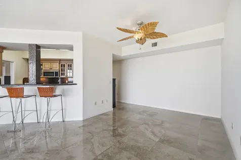 6051 N Ocean Drive Hollywood FL 33019