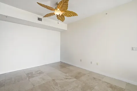 6051 N Ocean Drive Hollywood FL 33019