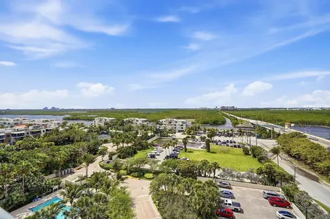 6051 N Ocean Drive Hollywood FL 33019