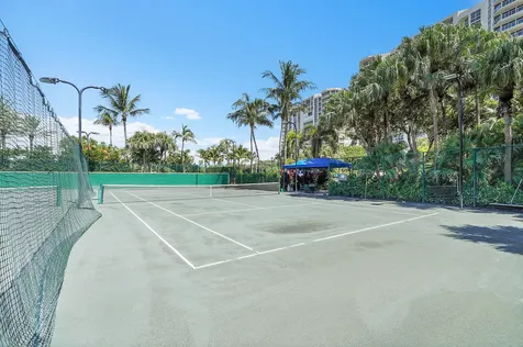 6051 N Ocean Drive Hollywood FL 33019