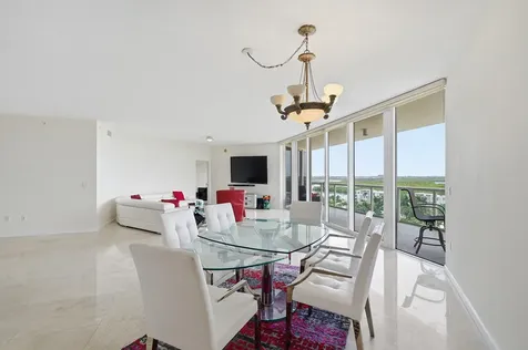 6051 N Ocean Drive Hollywood FL 33019