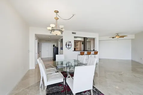 6051 N Ocean Drive Hollywood FL 33019