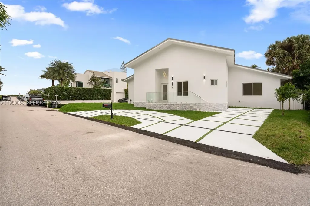 12 Adams Road Ocean Ridge FL 33435