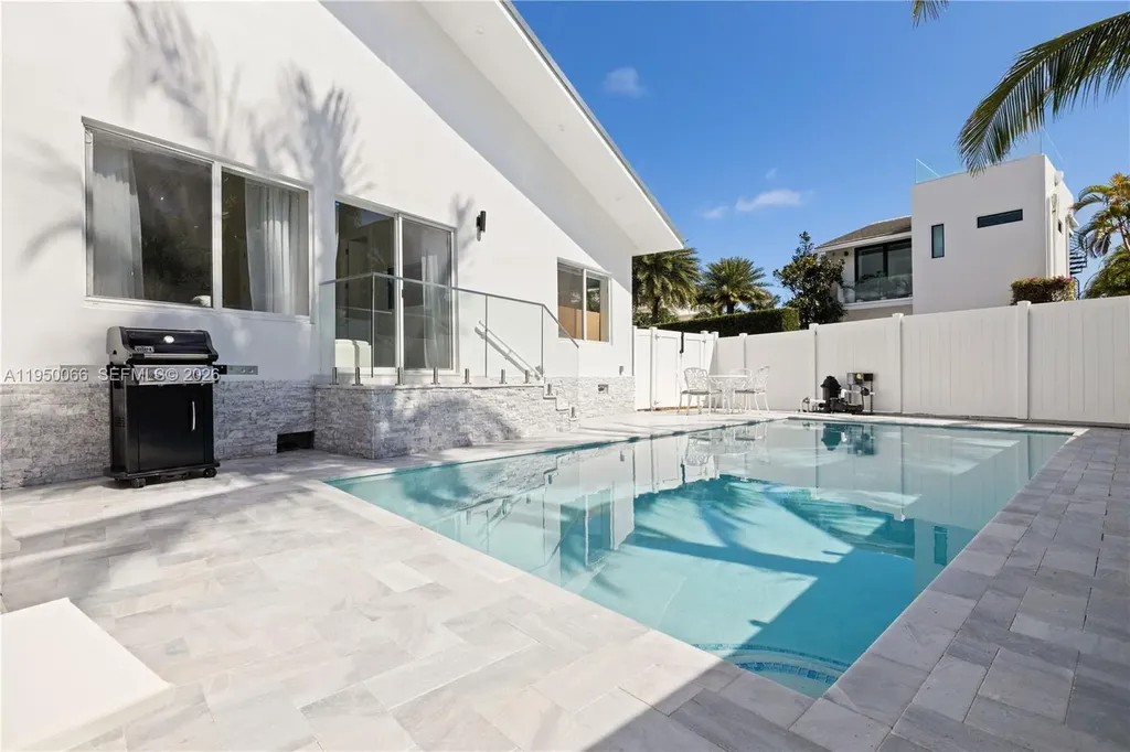 12 Adams Road Ocean Ridge FL 33435