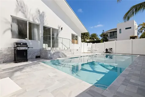 12 Adams Road Ocean Ridge FL 33435