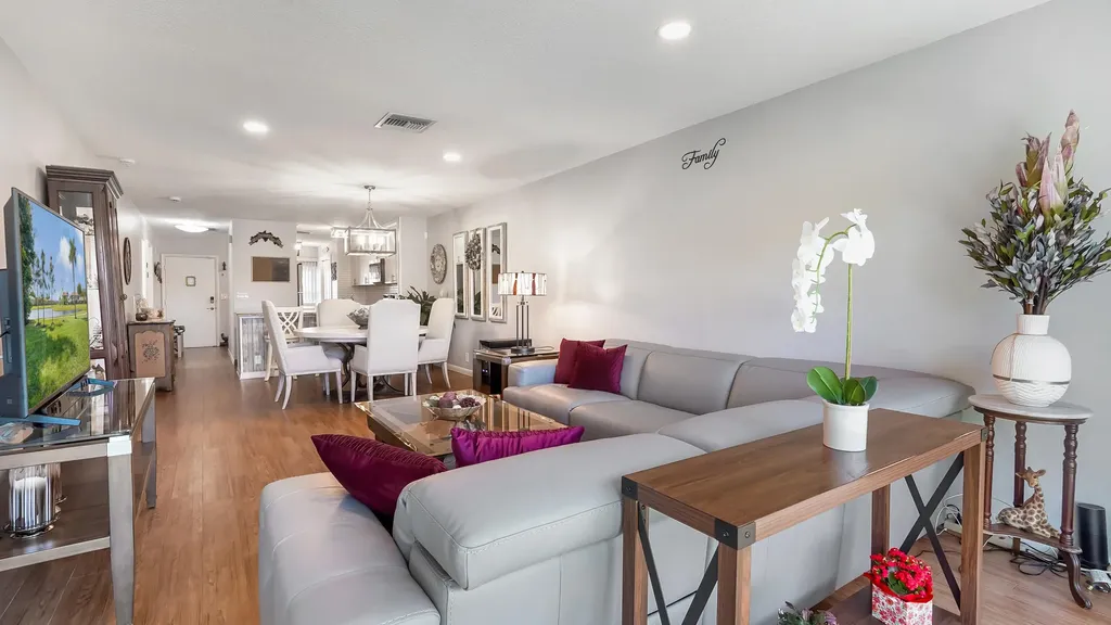 5620 Queen Palm Court Delray Beach FL 33484