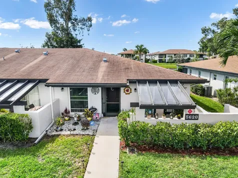 5620 Queen Palm Court Delray Beach FL 33484