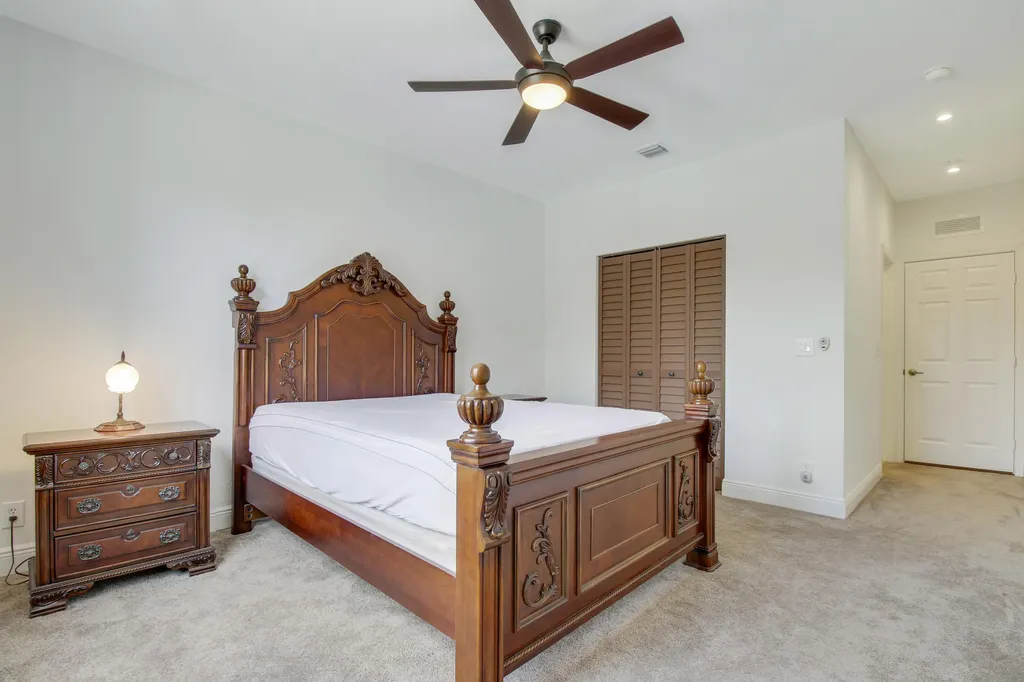 3561 Forest Hill Boulevard West Palm Beach FL 33406