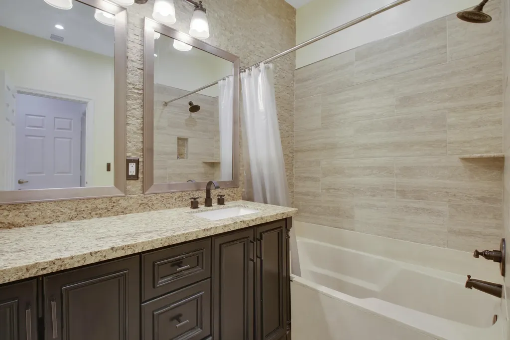 3561 Forest Hill Boulevard West Palm Beach FL 33406