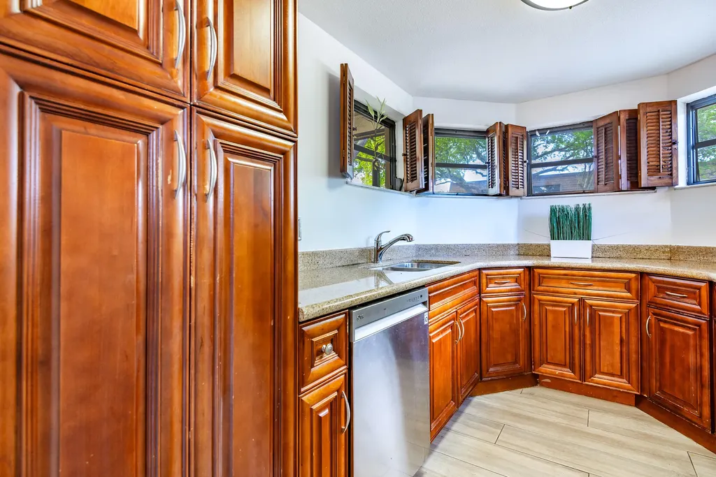 9375 SW 61st Way SW Boca Raton FL 33428