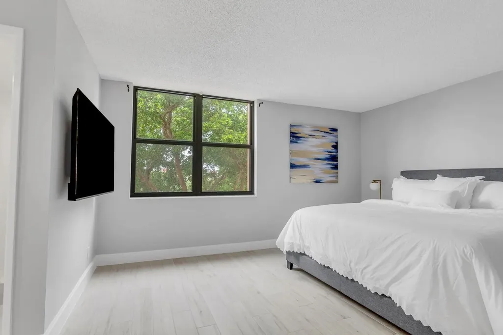 955 Dotterel Road Delray Beach FL 33444