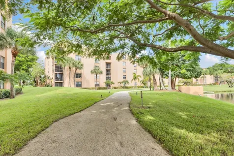 955 Dotterel Road Delray Beach FL 33444