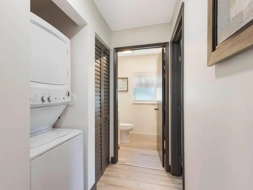 8652 Overset Lane Boca Raton FL 33496