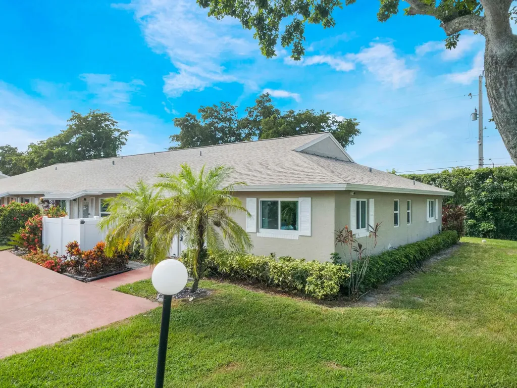 8652 Overset Lane Boca Raton FL 33496
