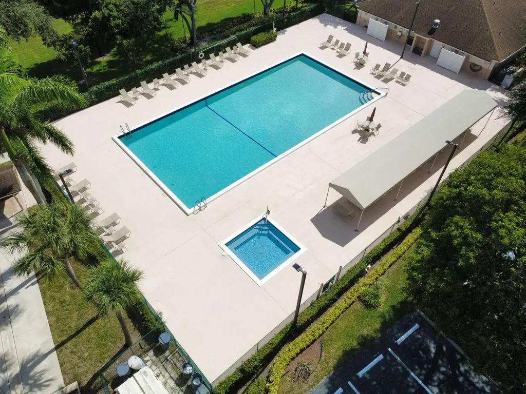 8652 Overset Lane Boca Raton FL 33496