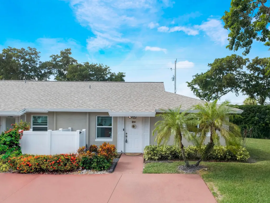 8652 Overset Lane Boca Raton FL 33496
