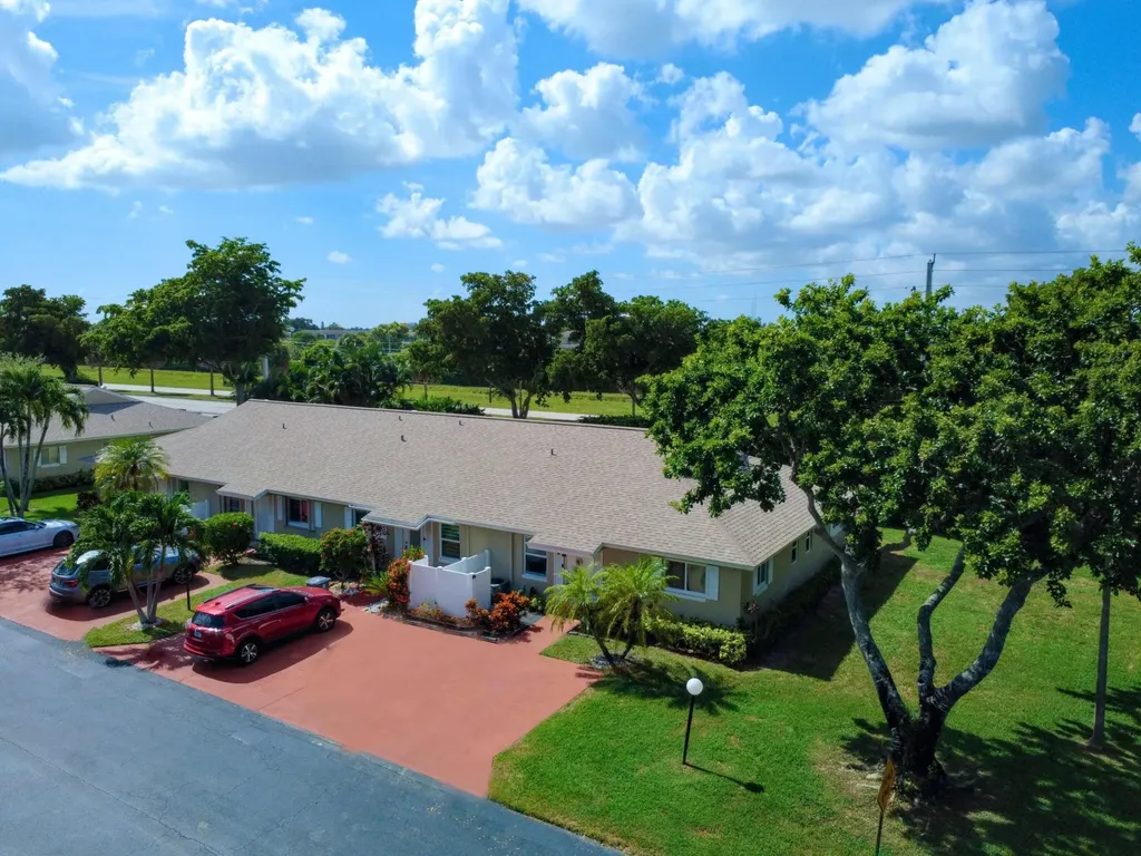 8652 Overset Lane Boca Raton FL 33496