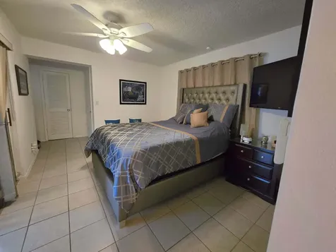 4504 NW 43rd Terrace Tamarac FL 33319