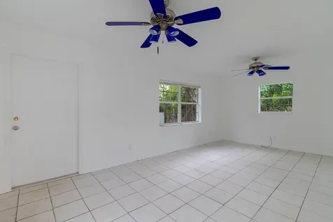 904 SE 16th Street Stuart FL 34994